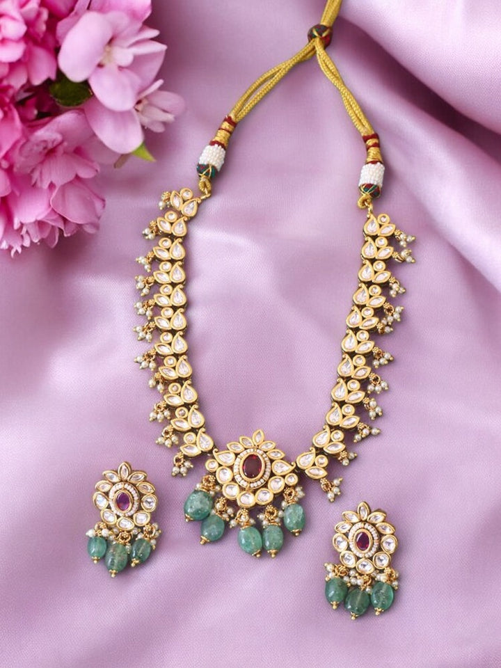 Golden Abhinaya Kundan Jewellery Set