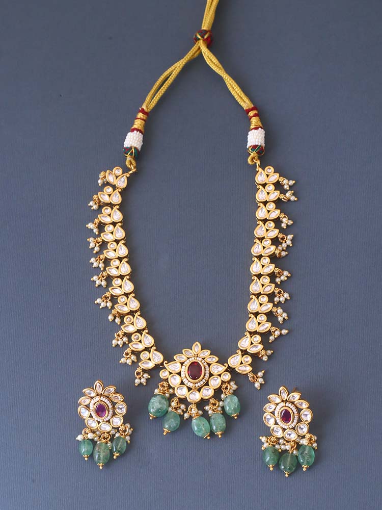 Golden Abhinaya Kundan Jewellery Set