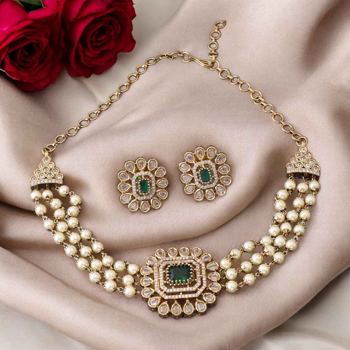 Golden Acatte Victorian Jewellery Set - New Arrival