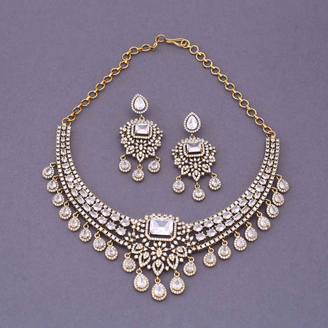 Golden Addyson Hasli Victorian Jewellery Set - New Arrival