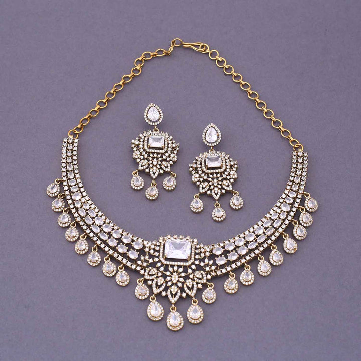 Golden Addyson Hasli Victorian Jewellery Set - New Arrival
