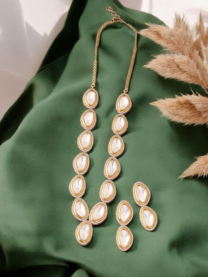 Golden Adly Zirconia Jewellery Set