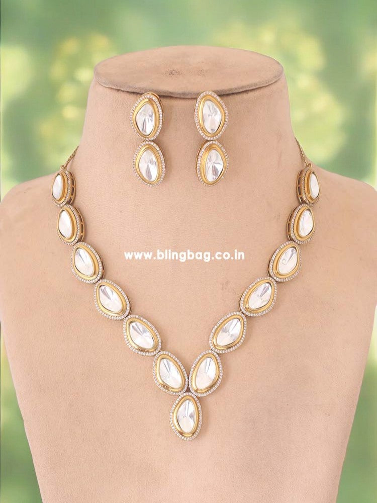 Golden Adly Zirconia Jewellery Set