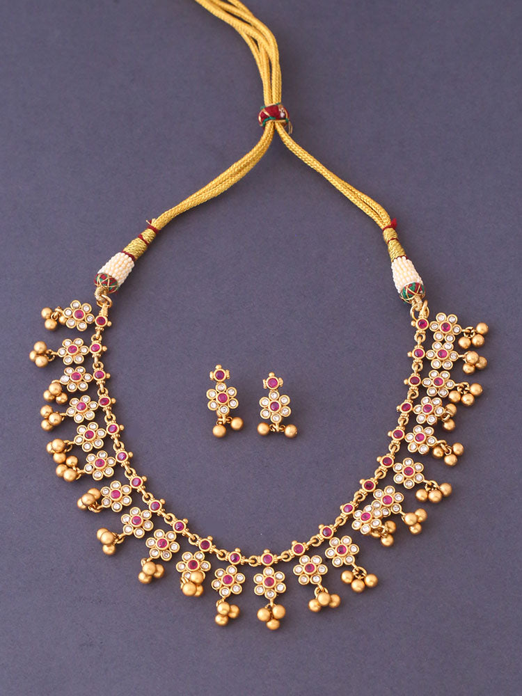 Golden Ahataya Jewellery Set