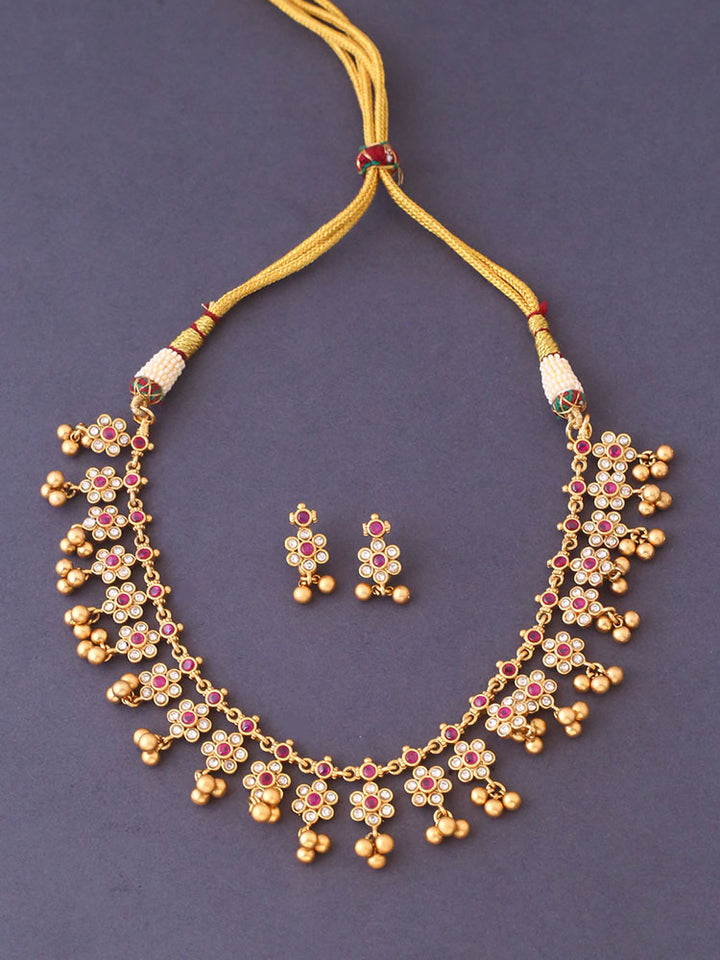 Golden Ahataya Jewellery Set