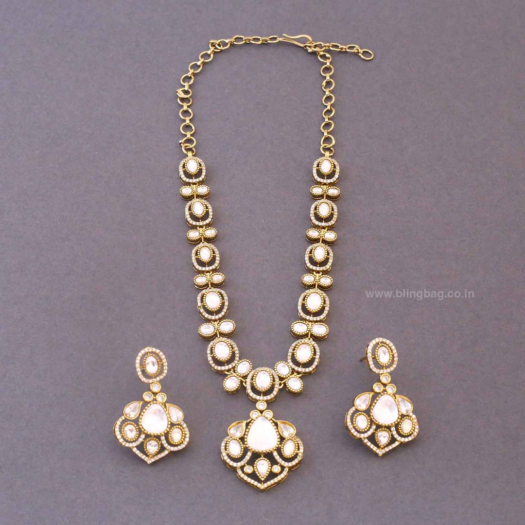 Golden Airee Victorian Jewellery Set- New Arrivals