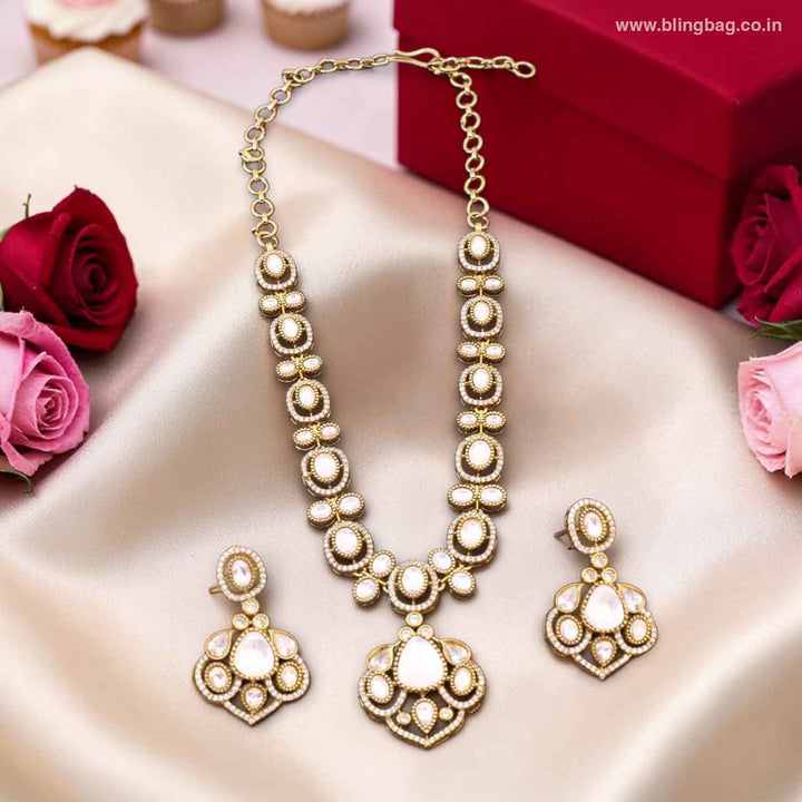 Golden Airee Victorian Jewellery Set- New Arrivals