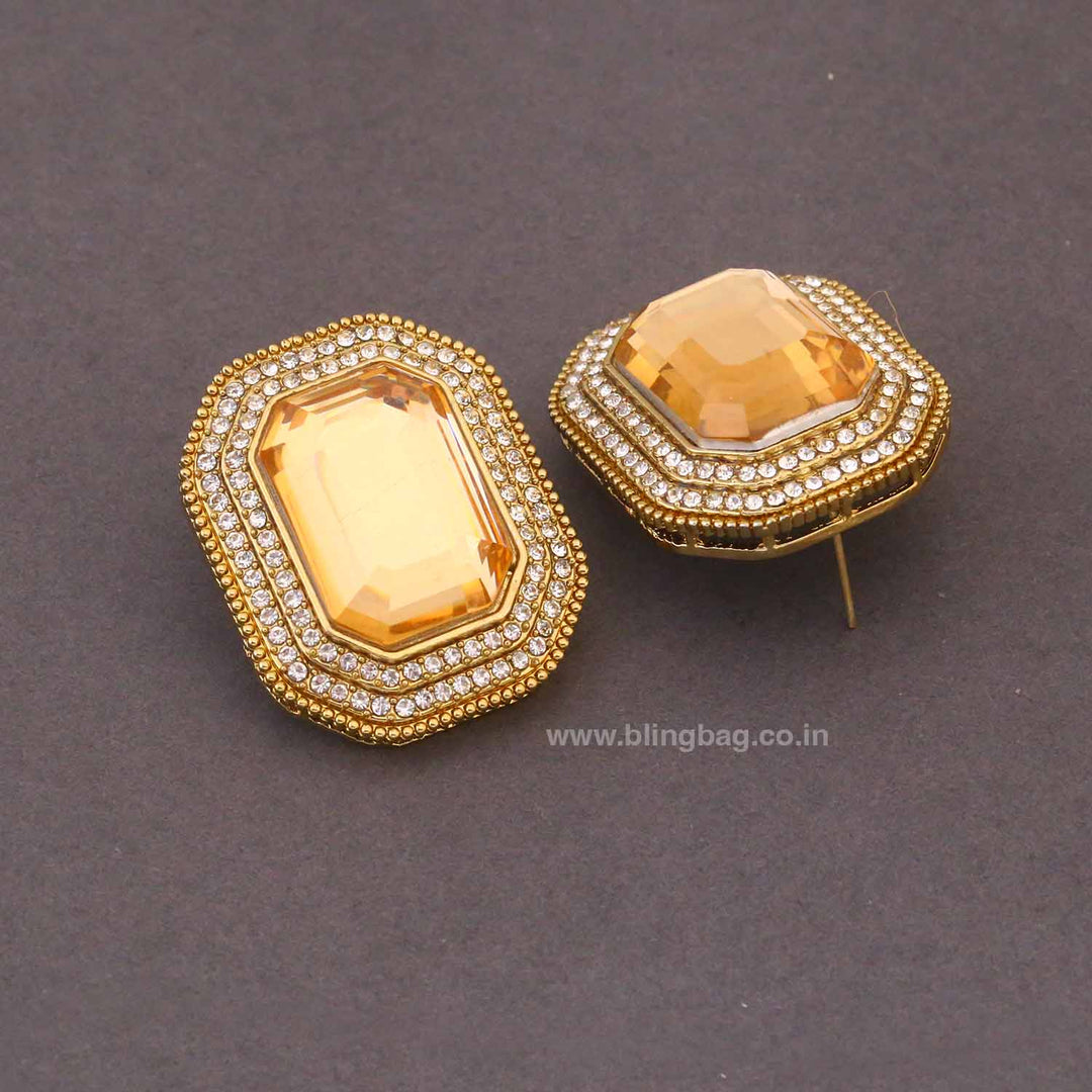 Golden Akshita Studs