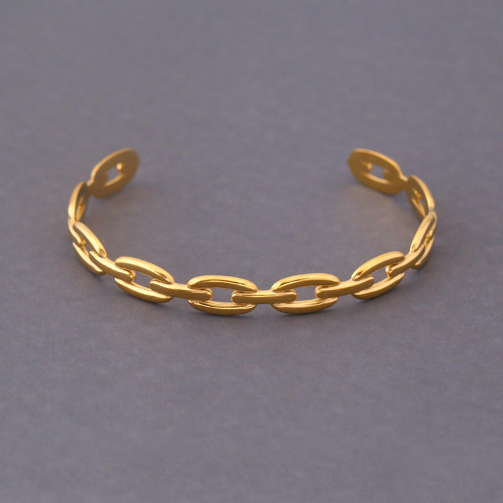 Golden Alma Bracelet