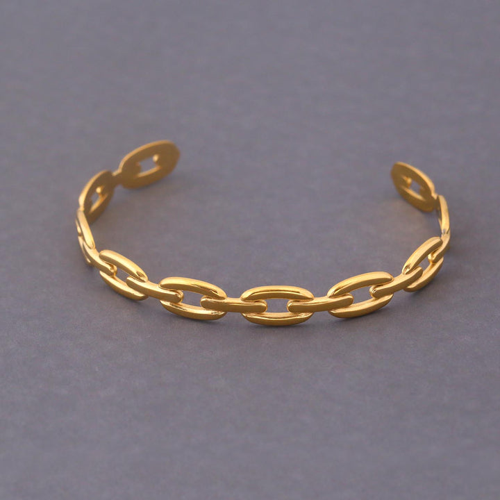 Golden Alma Bracelet