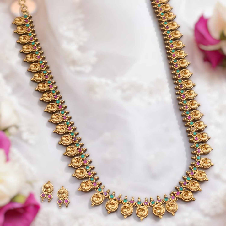 Golden Almira Antique Jewellery Set - New Arrival