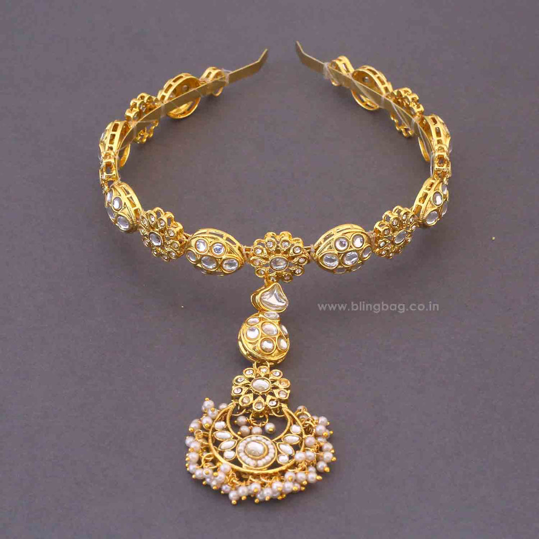 Golden Amanit Hairband With Tikka