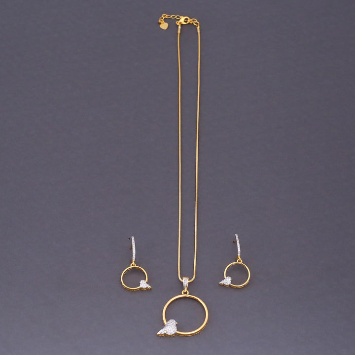 Golden Amirah Zirconia Pendant Set