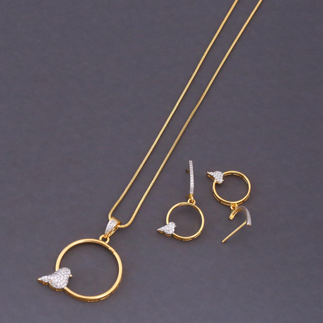 Golden Amirah Zirconia Pendant Set