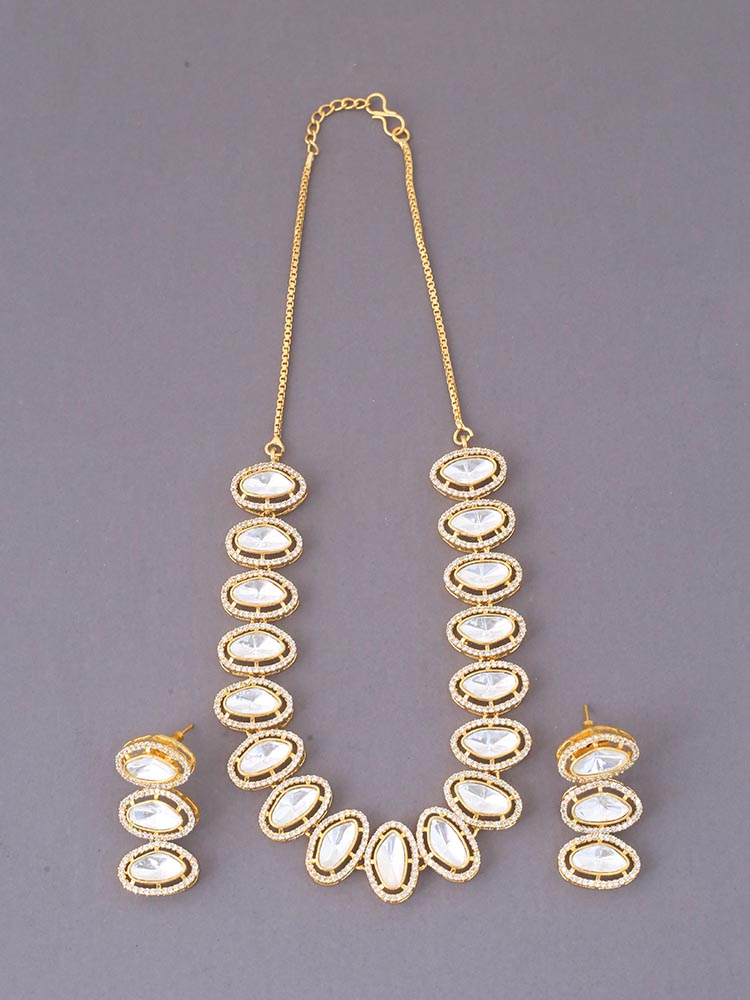 Golden Amyra Zirconia Jewellery Set
