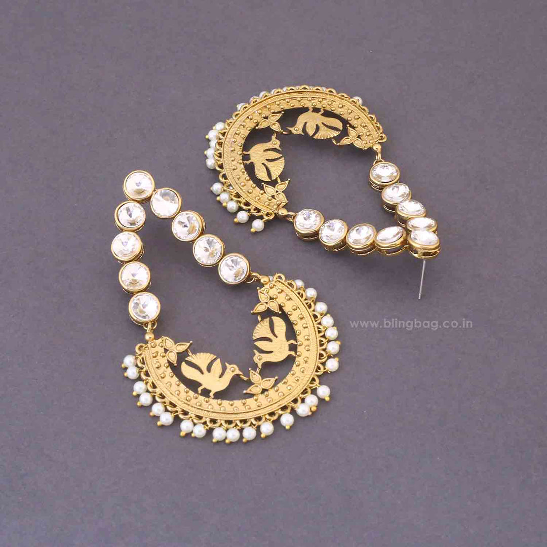 Golden Ananyaa Chandbalis