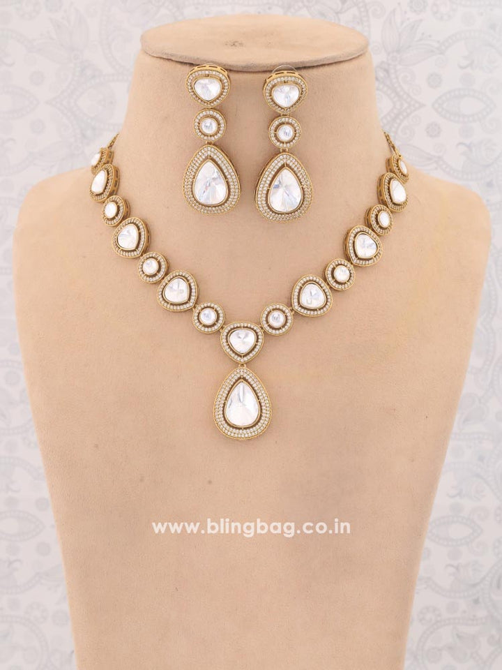 Golden Andree Jewellery Set