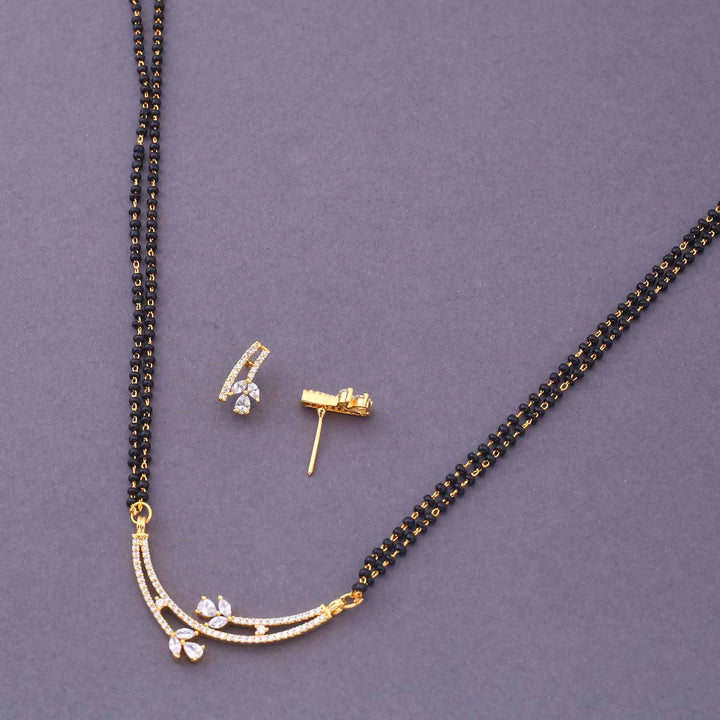 Golden Aney Mangalsutra Set