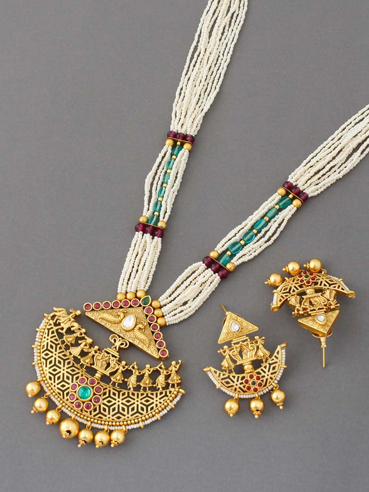 Golden Aphia Rajwadi Set