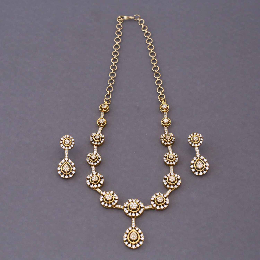 Golden Araya Victorian Jewellery Set - New Arrival