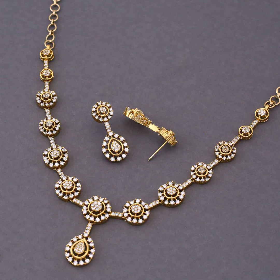 Golden Araya Victorian Jewellery Set - New Arrival
