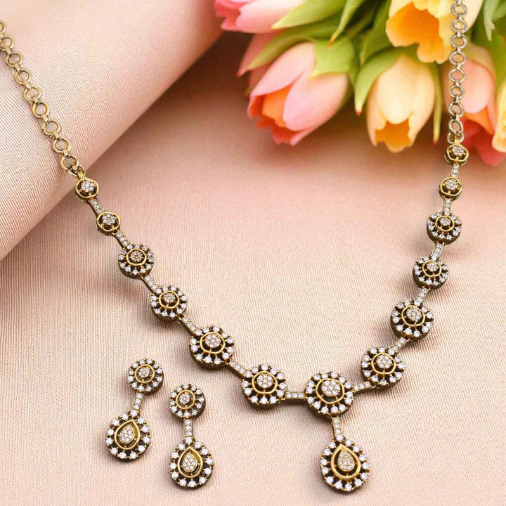 Golden Araya Victorian Jewellery Set - New Arrival