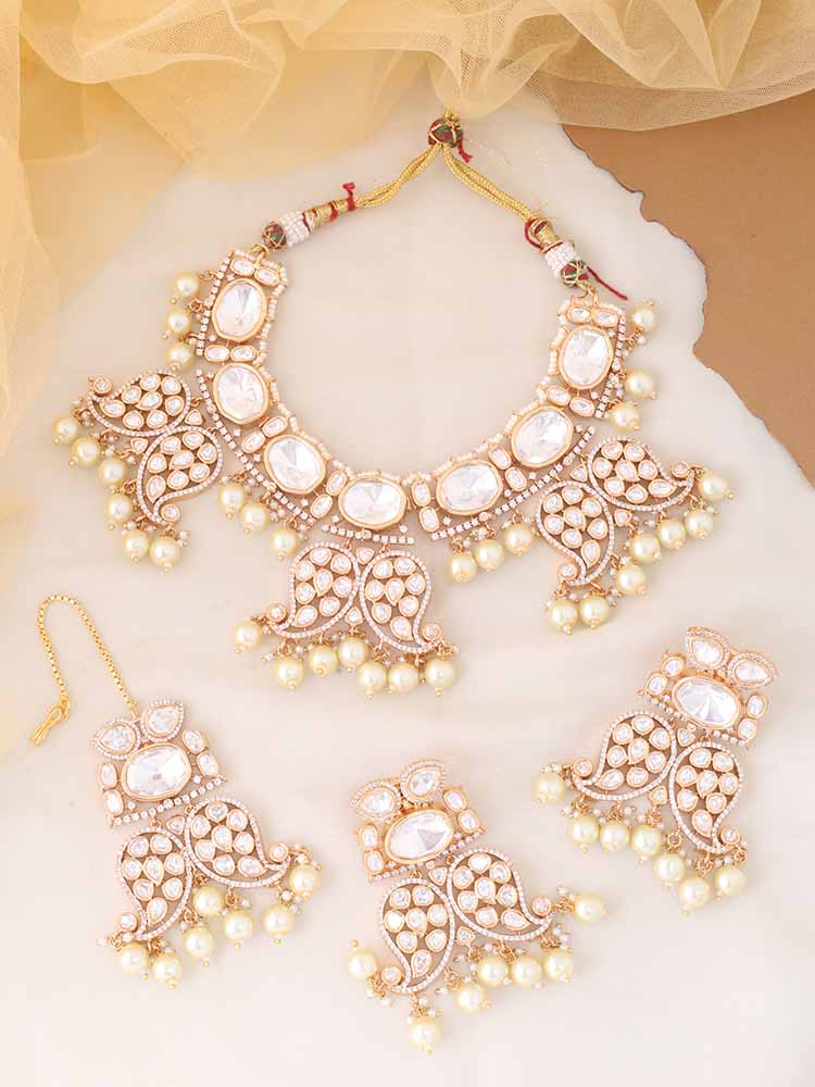 Golden Arina Jewellery Set