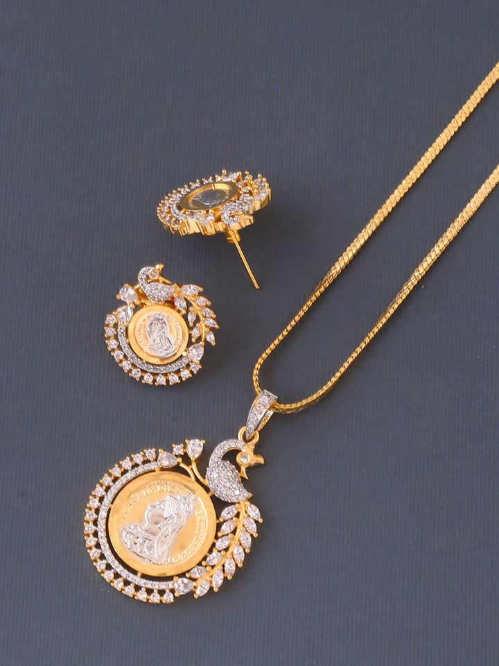 Golden Aroce Pendant Set