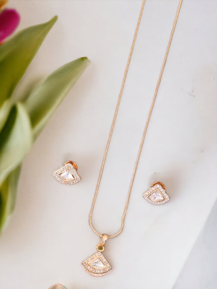 Golden Arwen Pendant Set
