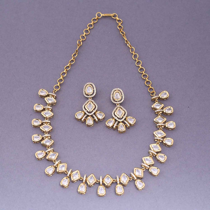 Golden Ashleen Victorian Jewellery Set - New Arrival