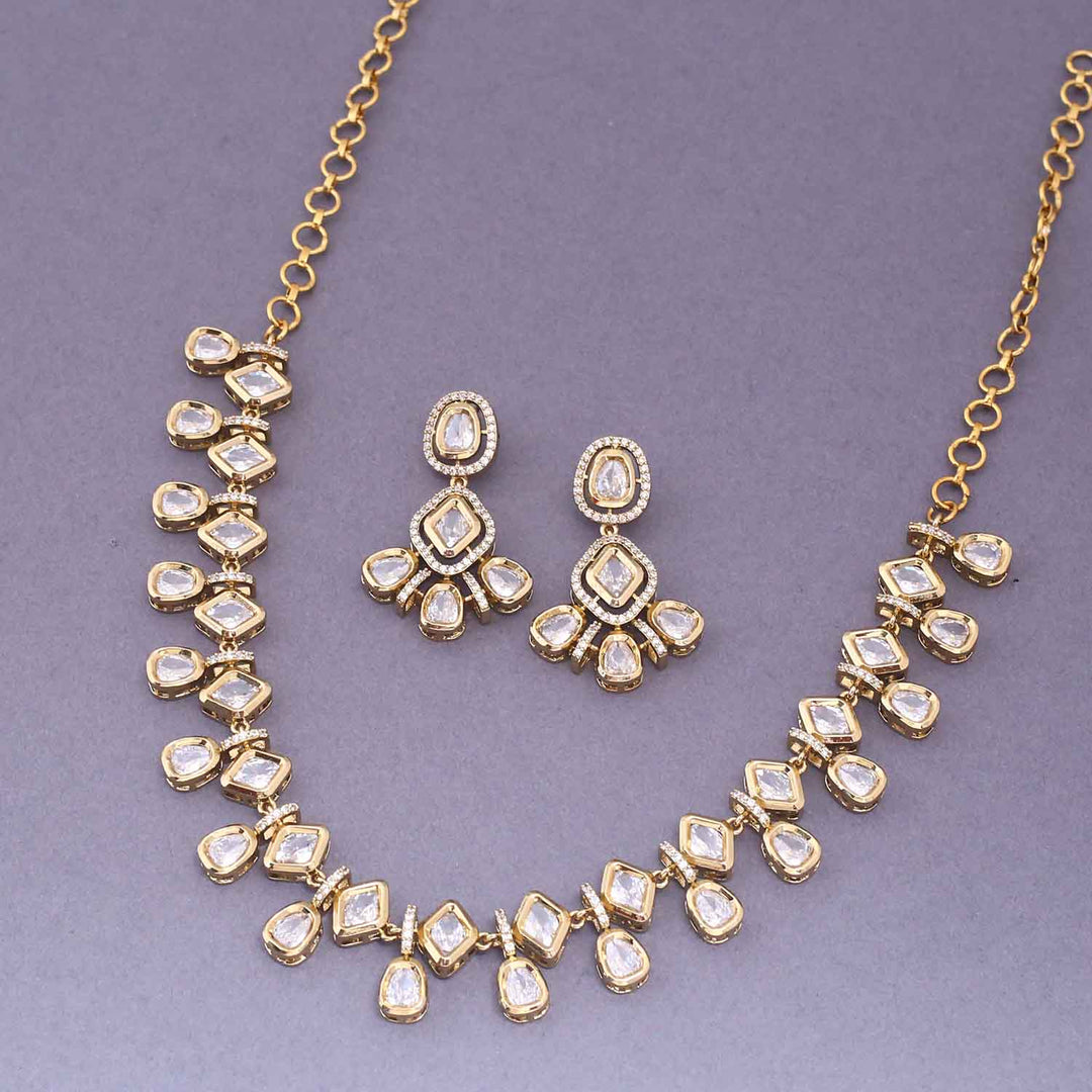 Golden Ashleen Victorian Jewellery Set - New Arrival