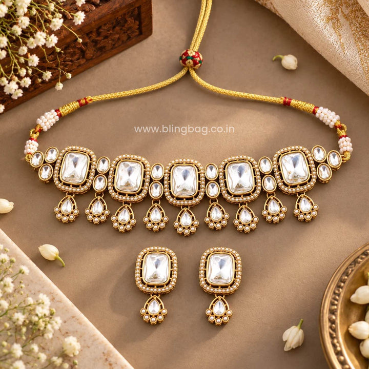 Golden Asmina Kundan Jewellery Set
