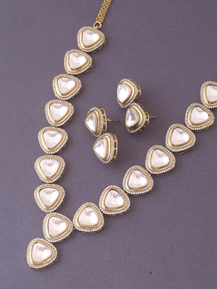 Golden Aubrieta Zirconia Jewellery Set