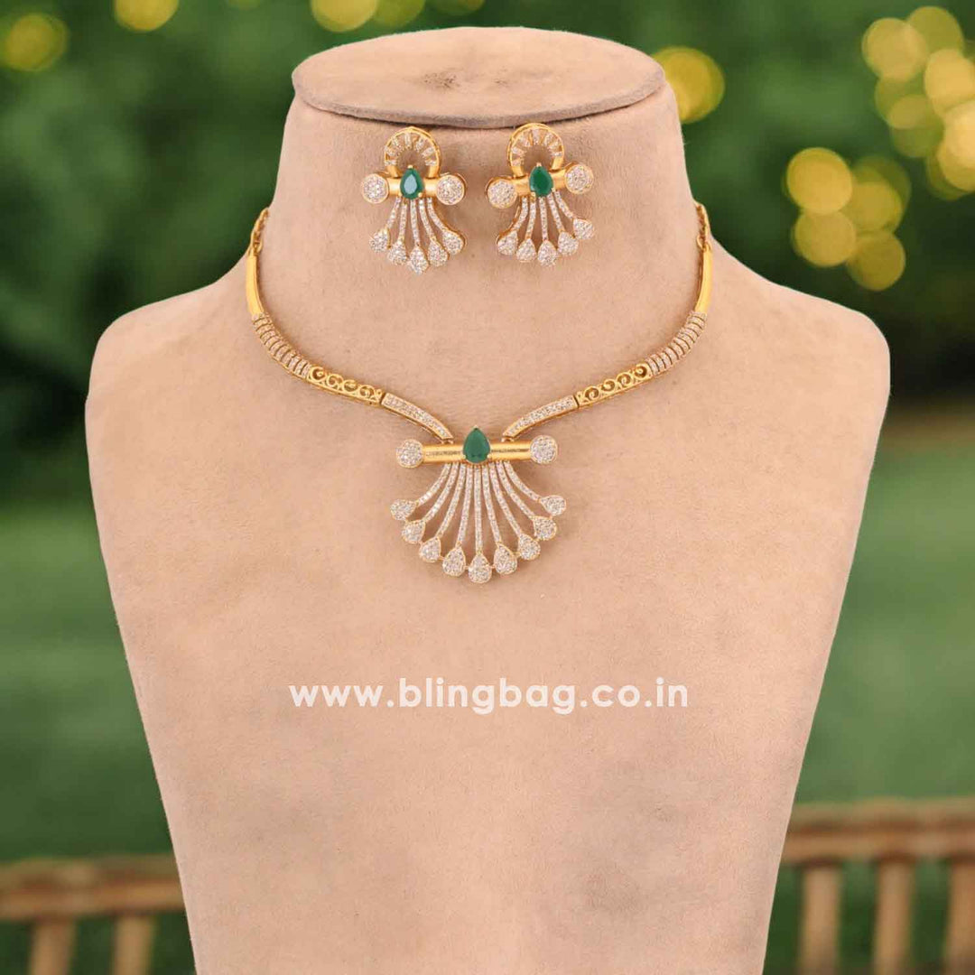 Golden Aureeti Hasli Antique Jewellery Set-New Arrival