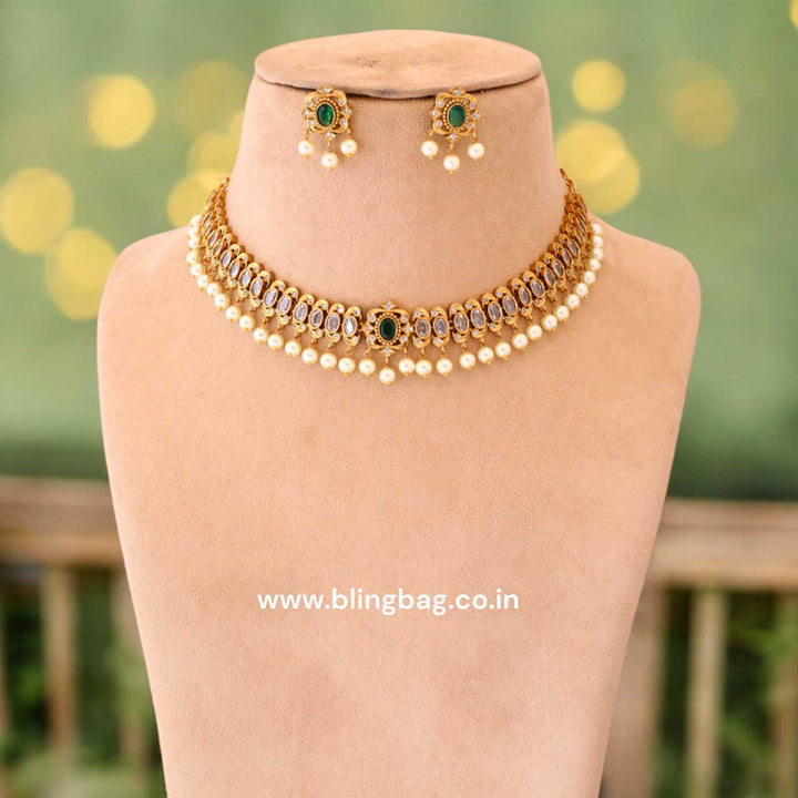 Golden Aurena Antique Jewellery Set- New Arrival