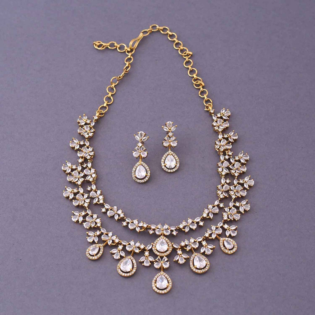 Golden Barbel Victorian Jewellery Set- New Arrival