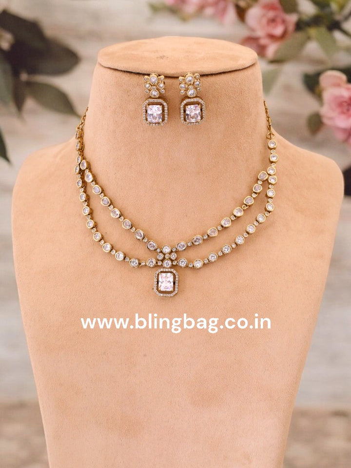 Golden Beate Victorian Jewellery Set - New Arrival