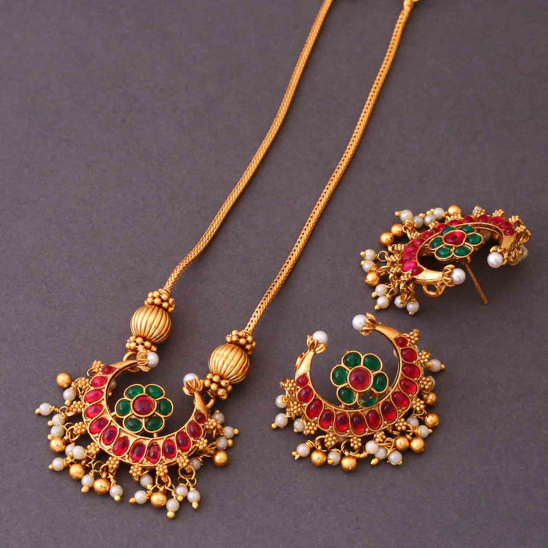 Golden Bhavna Antique Pendant Set - New Arrival