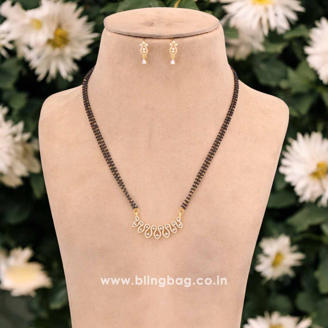 Golden Britet Mangalsutra Set