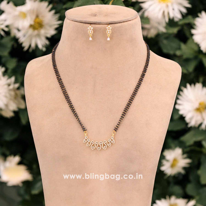 Golden Britet Mangalsutra Set