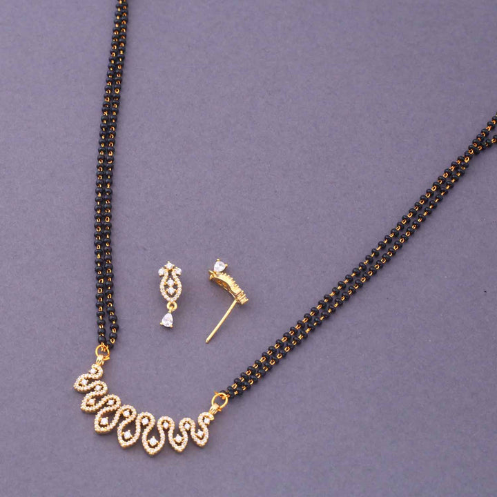 Golden Britet Mangalsutra Set