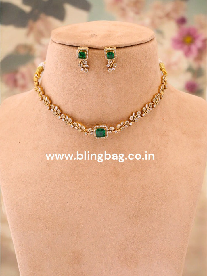 Golden Brunhilda Victorian Jewellery Set - New Arrival