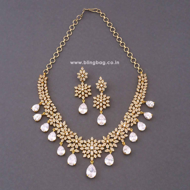 Golden Caliora Victorian Jewellery Set - New Arrival