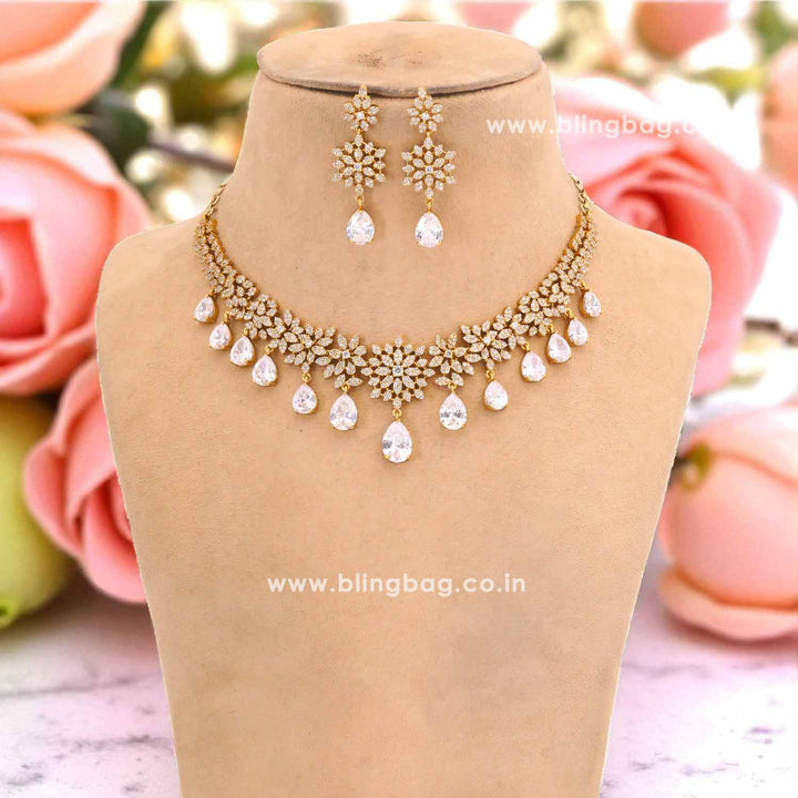 Golden Caliora Victorian Jewellery Set - New Arrival