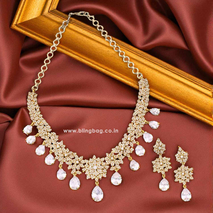 Golden Caliora Victorian Jewellery Set - New Arrival