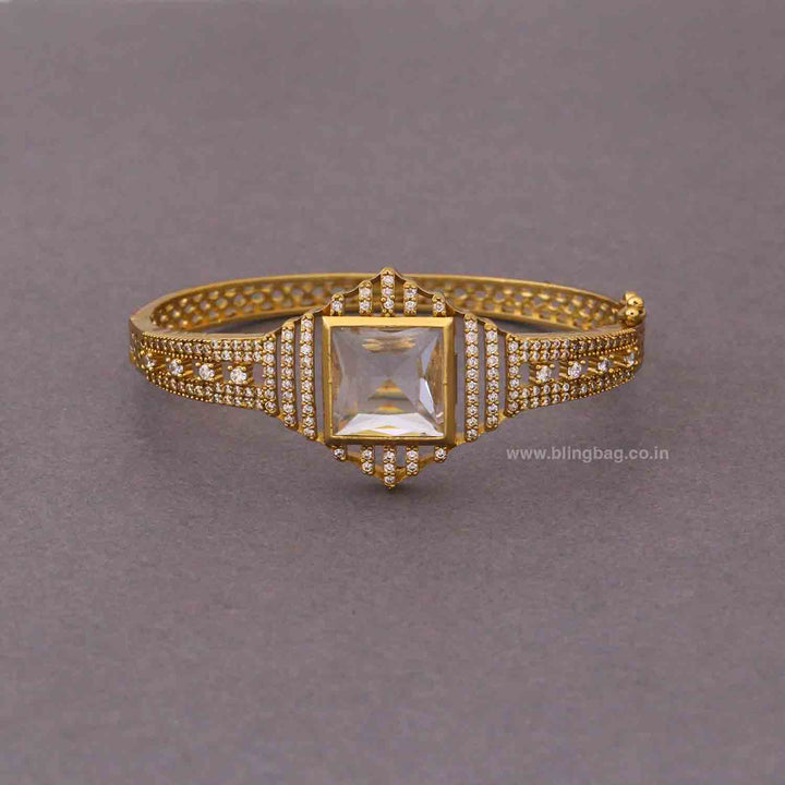 Golden Celineia Victorian Bracelet