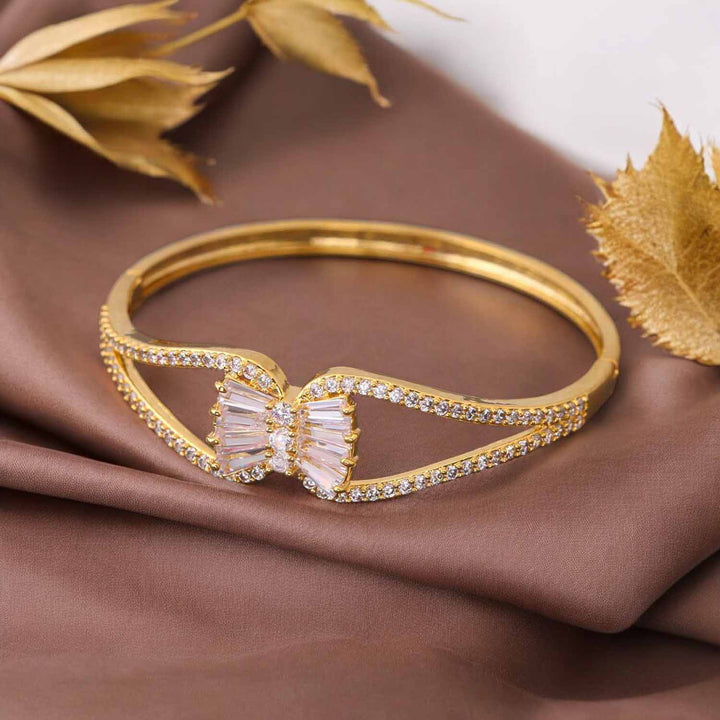 Golden Chalie Zirconia Bracelet