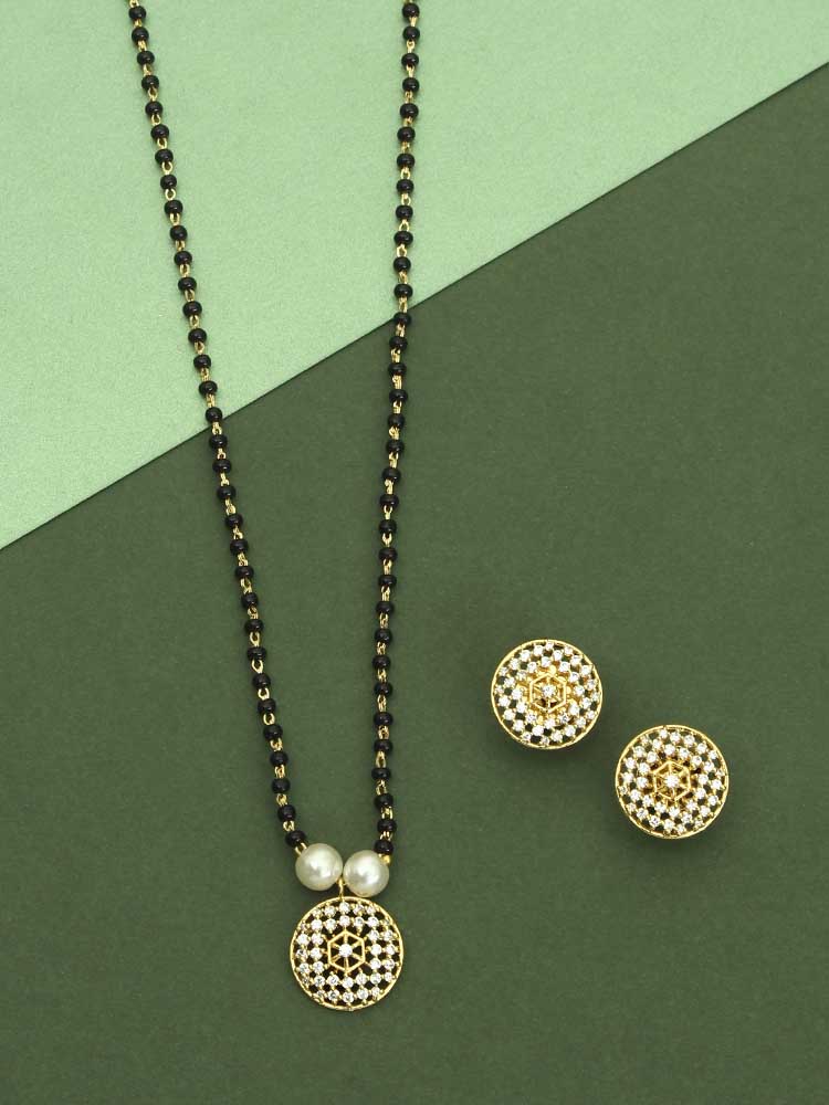 Golden Dalia Mangalsutra Set