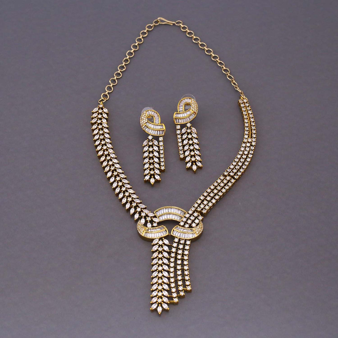 Golden Daniela Victorian Jewellery Set - New Arrival
