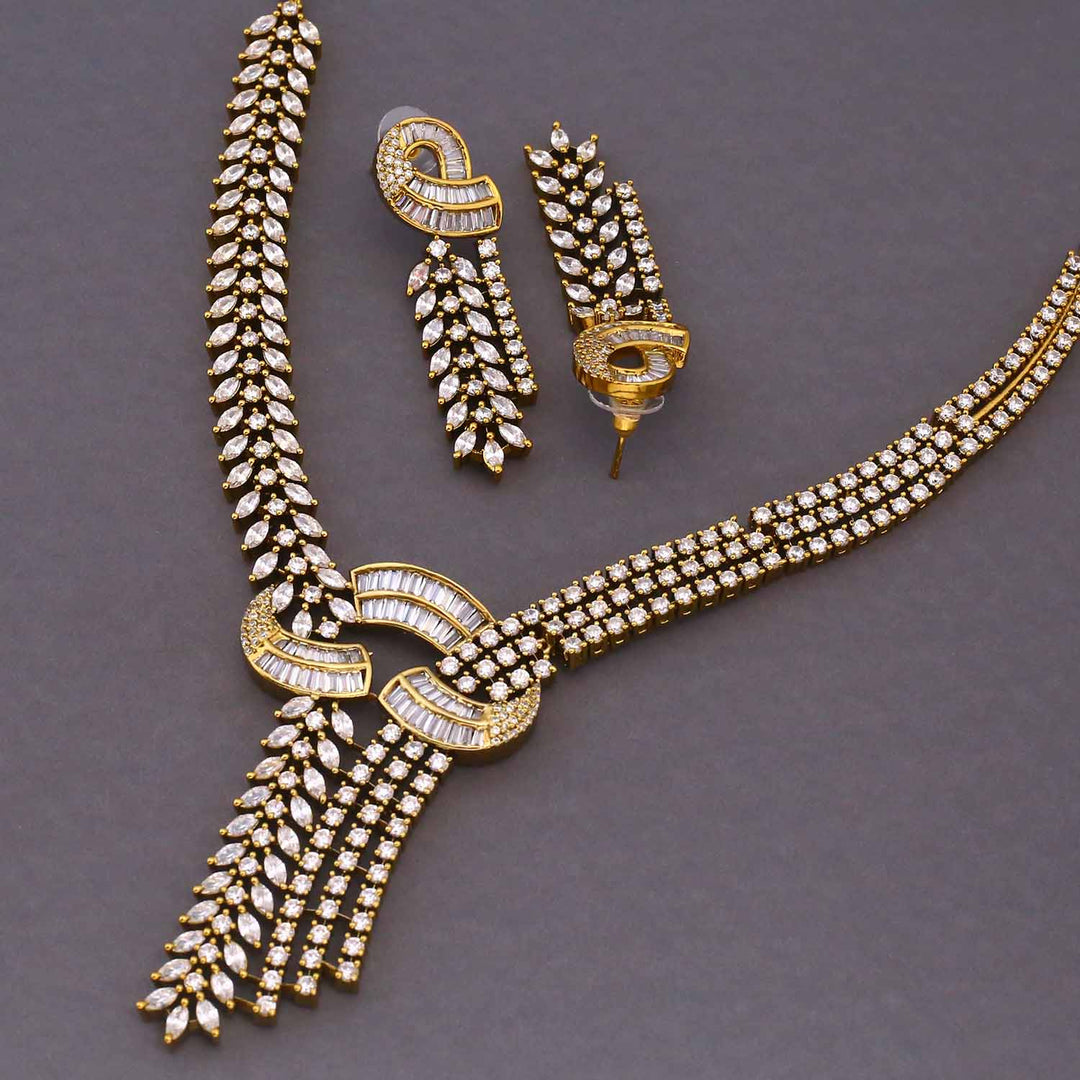 Golden Daniela Victorian Jewellery Set - New Arrival